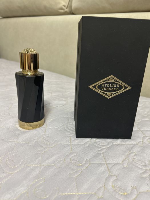 Продам духи парфюм оригинал Версачи