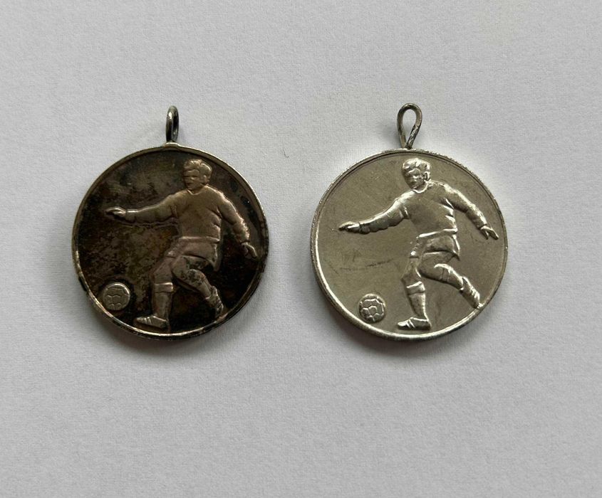 Сребърни футболни медали БФС футбол Левски Цска медал плакет