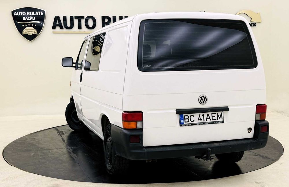 Volkswagen Transporter 1.9D 5+1 Locuri 68CP 2001