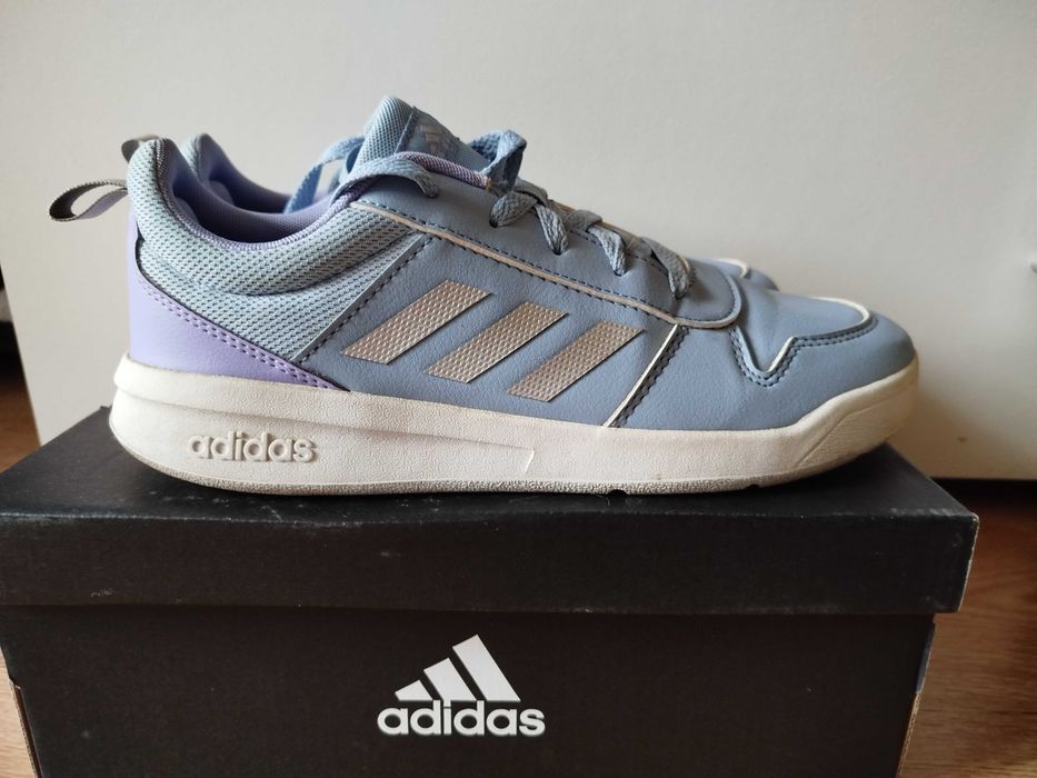 ADIDAS TENSAUR K 38 номер дамски маратонки