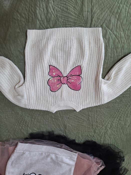 Лот дрешки за момиче размер 122