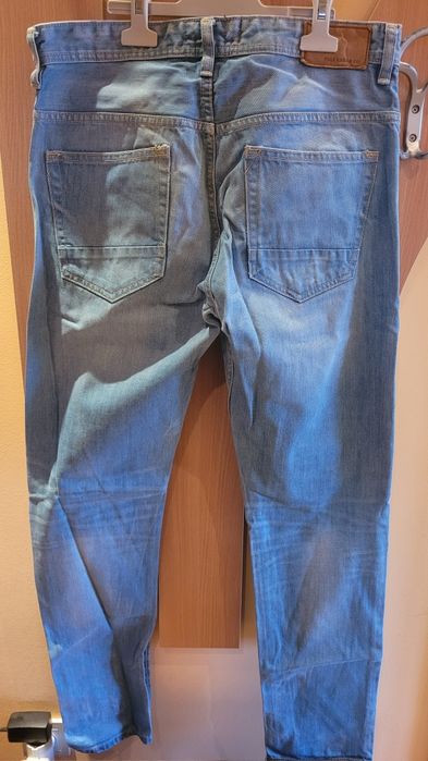 Продавам мъжки дънки