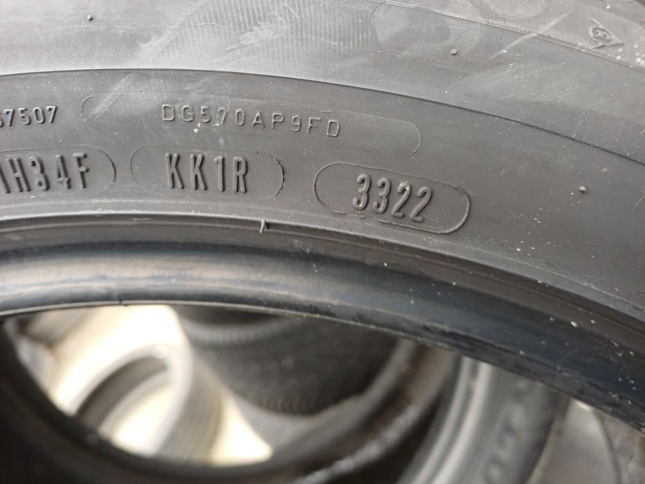 Гуми 225/45/18 Дънлоп