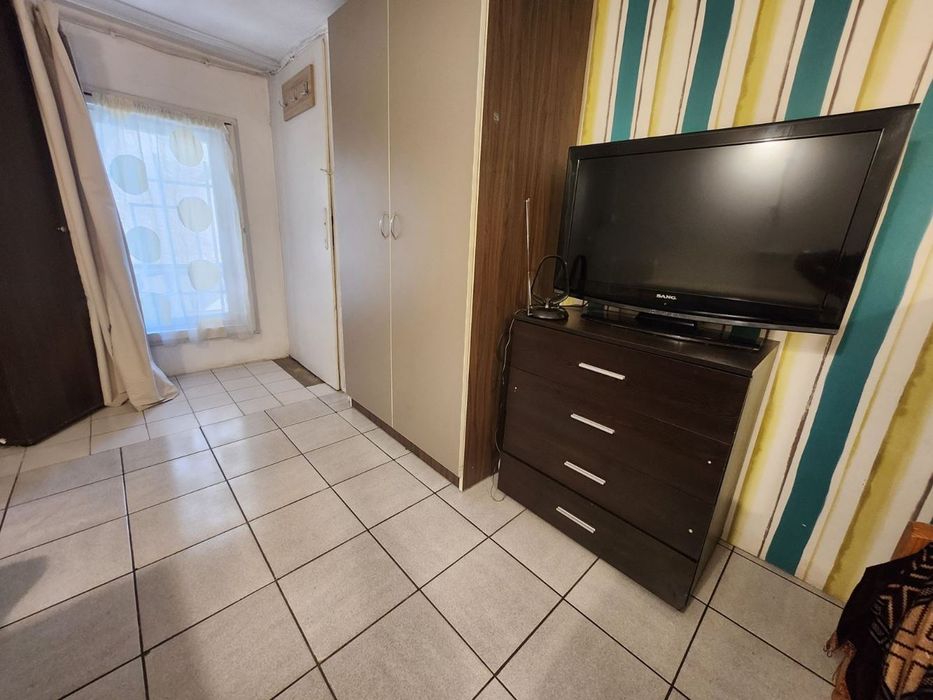 Дава се под наем Едностаен апартамент в София, Надежда 3 - 40 кв.м за 244.8 € - Снимка #3