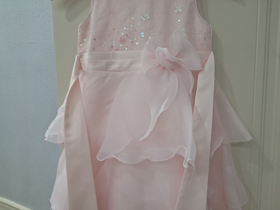 Платье принцессы нарядное на праздник.