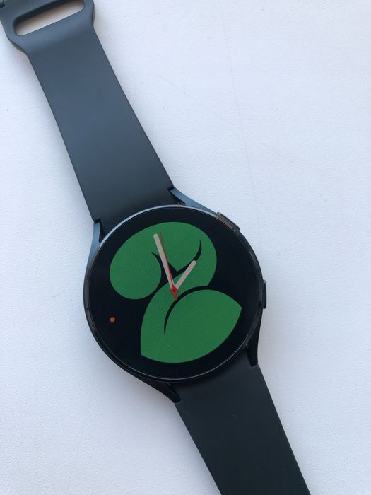 Samsung galaxy watch 4 44мм