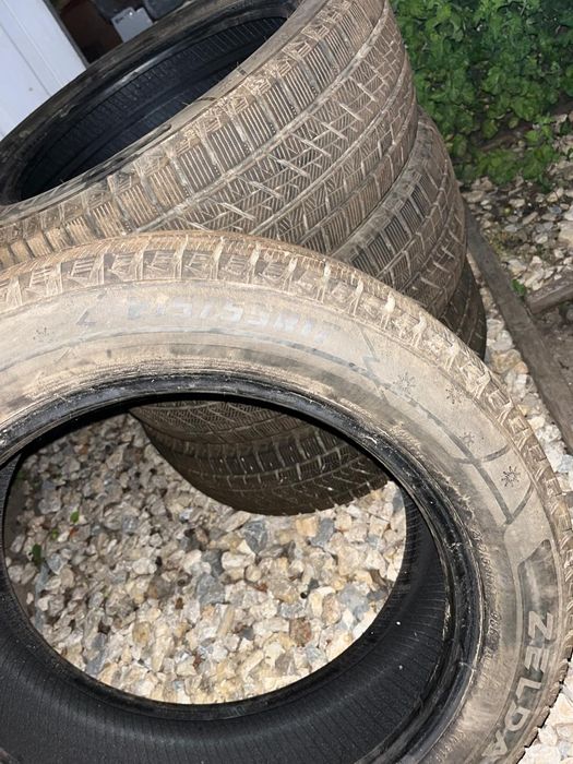 Продам шины зимние липучка