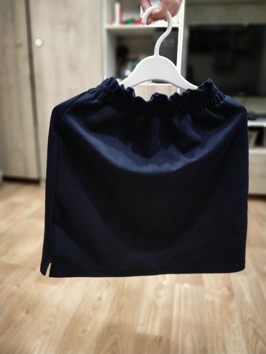 Юбки, брюки, платье.