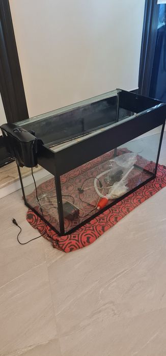 Vand acvariu 250l cu accesorii