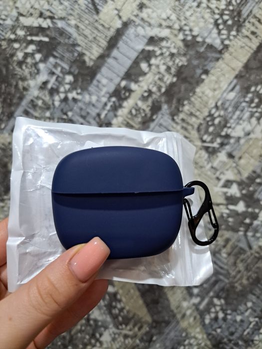 Продам чехлы для наушников JBL