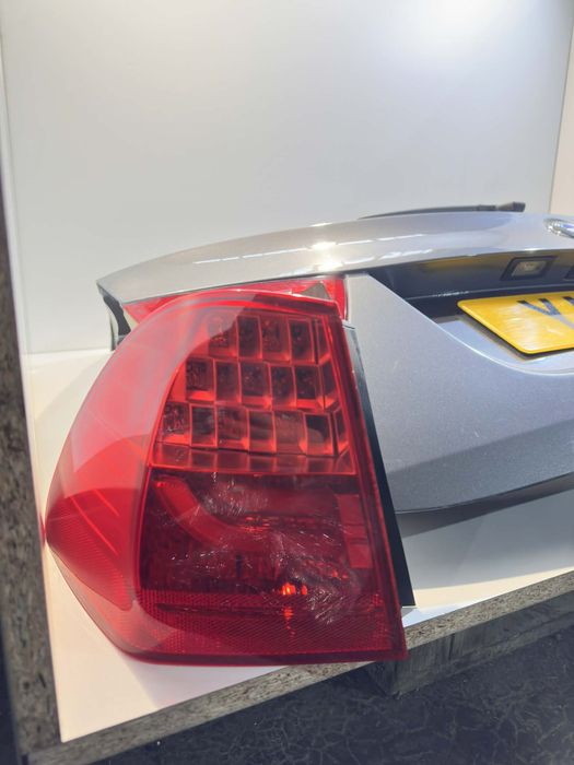 Продаваме заден фейслифт капак със стопове БМВ Е91/ BMW E91 facelift