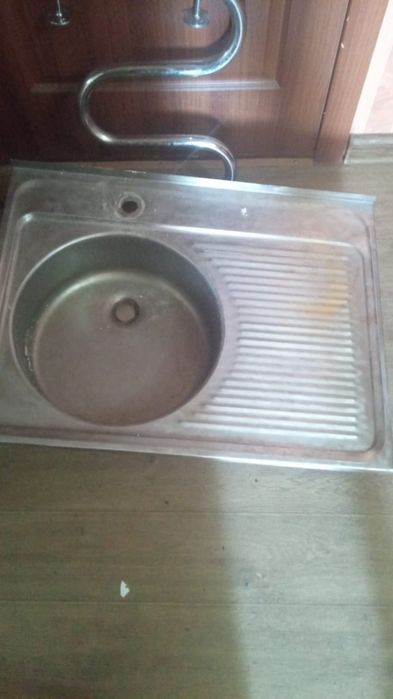 Продам змею и раковину б/у