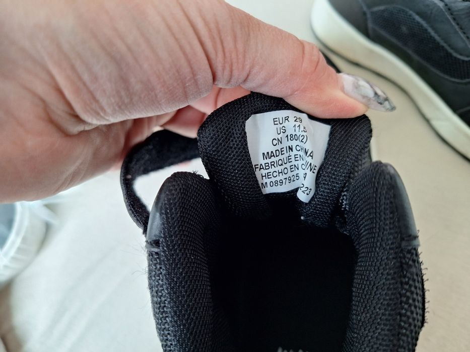 Нови топли кецове размер 29