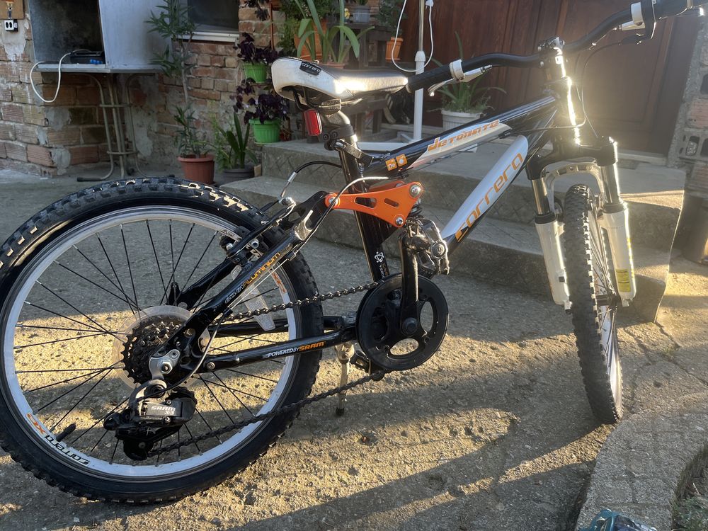 Carrera full suspension bike hotsell