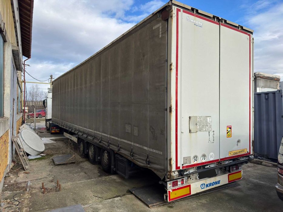 Semiremorca/semitrailer Krone
