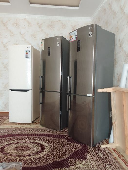 Срочна продам отлечно самсунг холодильник