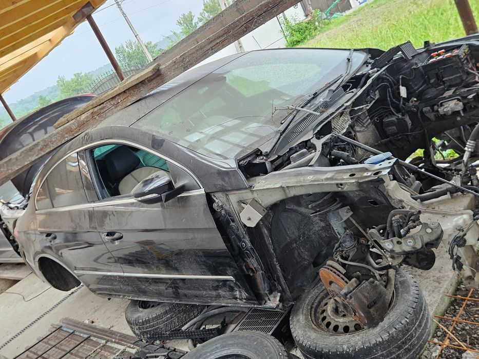 Passat cc Use Portiera culoare Negru LC9X  Aripa stanga dreapta fata bara spate parkasist 6 senzori stop stopuri