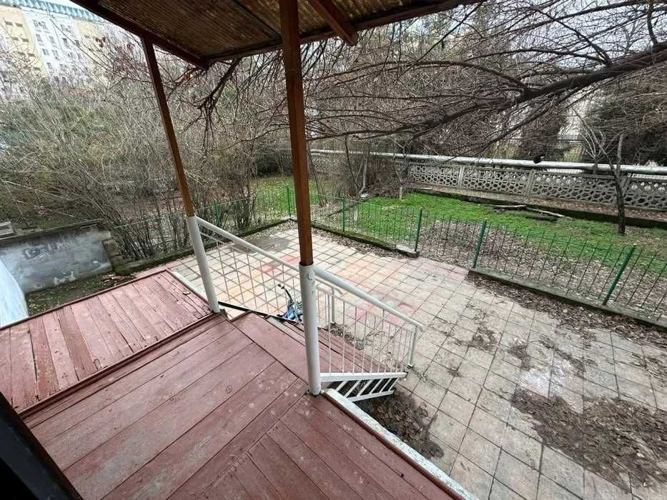 3/1/4 м. Ойбек, Гастрономическая улица, Чехова VP