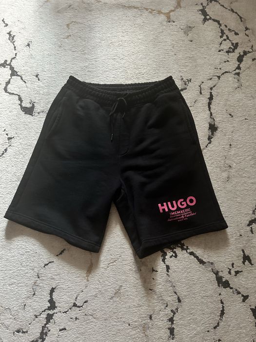 Vand pantaloni Hugo