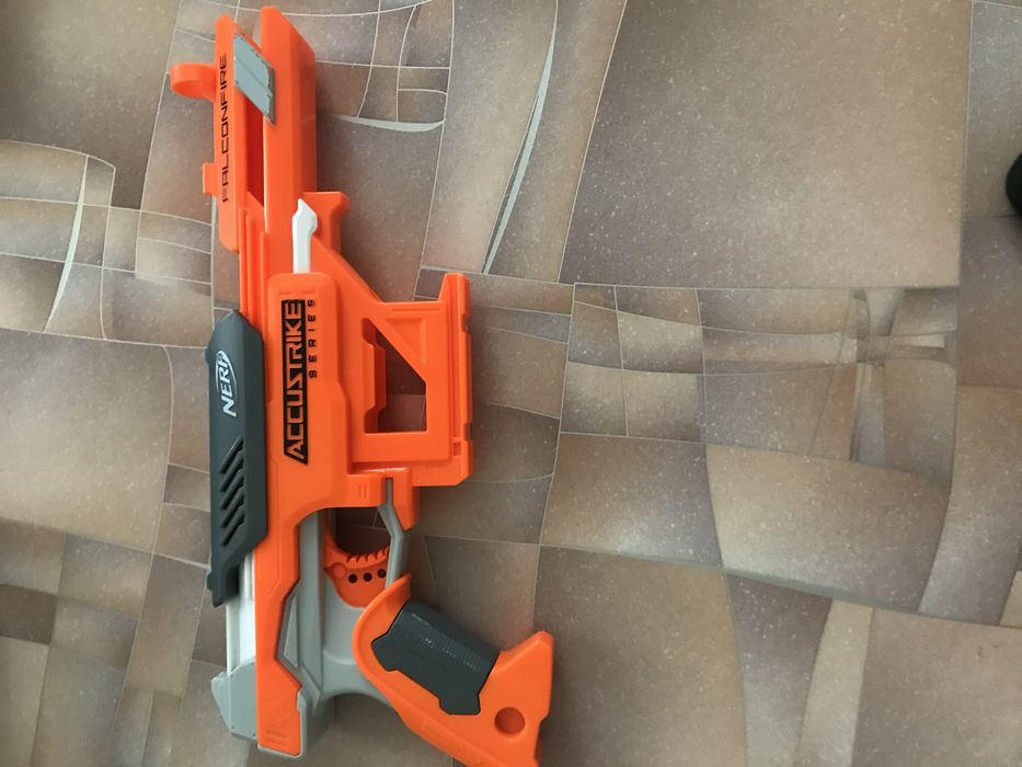 Продается детский игрушки Nerf автоматы