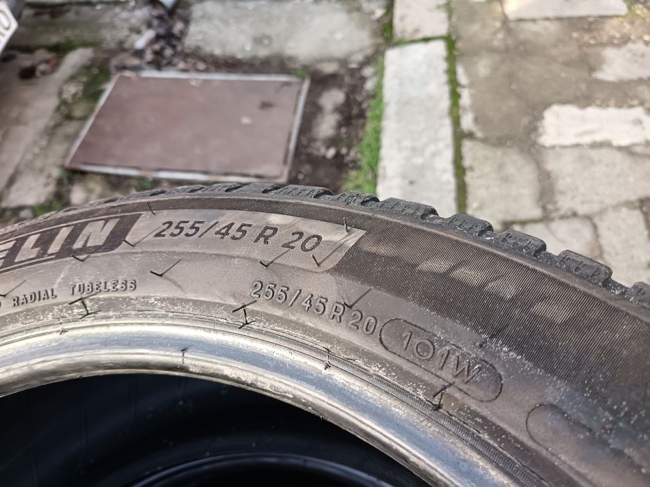 Anvelope 4sezoane ms 255 45 20 Michelin crossclimat 2023 5.4-6.5mm