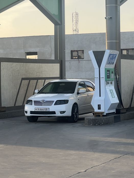 Тойота каролла 1.8 с метаном