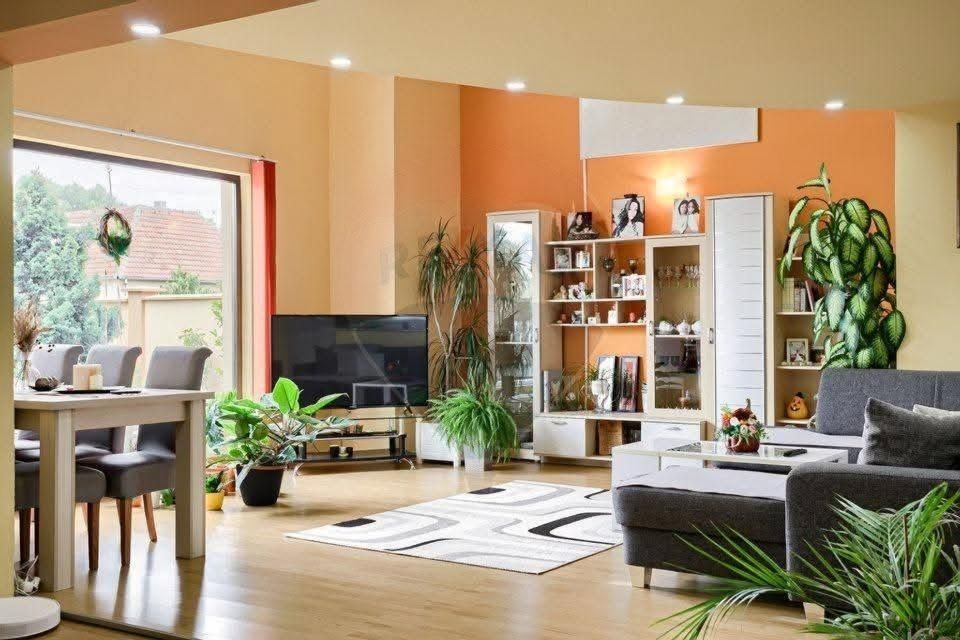 Casă de vânzare în Lipova