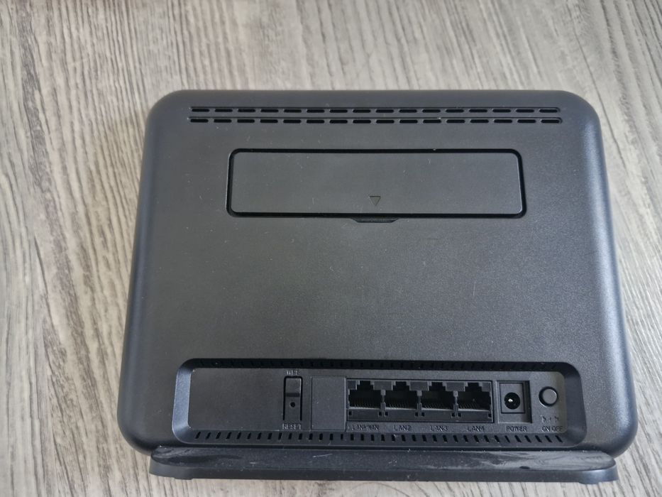 Продою рутер аотел 4g бу