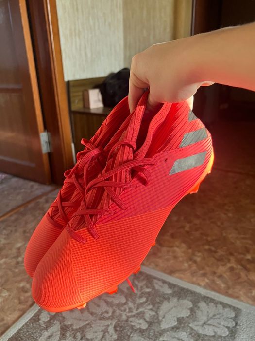 продаю бутсы adidas