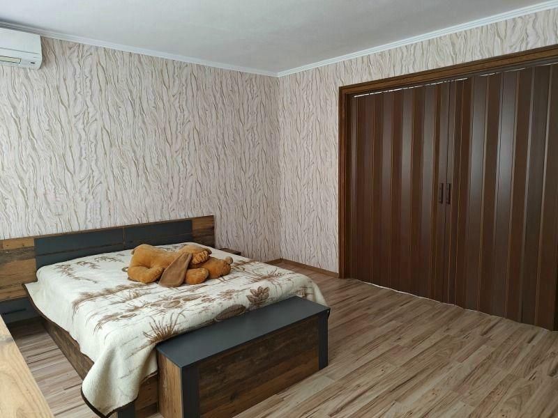 Дава се под наем Тристаен апартамент в София, Лозенец - 95 кв.м за 1000 € - Снимка #7