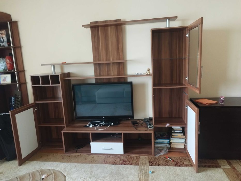 Продам стенку в гостиную