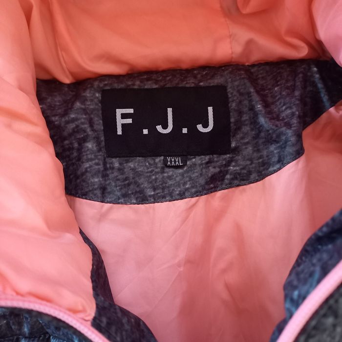 Зимни дамски якета 2бр. Л и ХХЛ