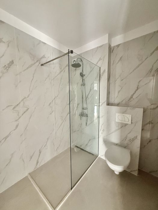 Apartament nou cu 3 camere, parcare si balcon