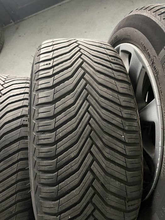 Jante Roti Bmw 225/50/17 Allseason Michelin 5x120