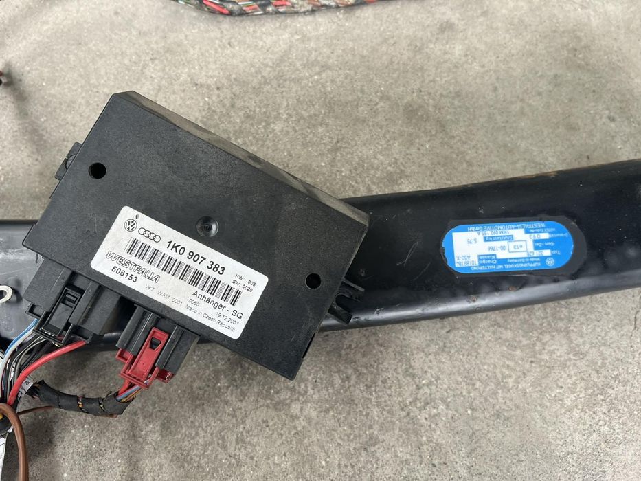 Теглич за GOLF 5 GOLF 6 комби цена 150 евро