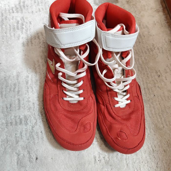 Борцовки демикс, в отличном состоянии 42 размер