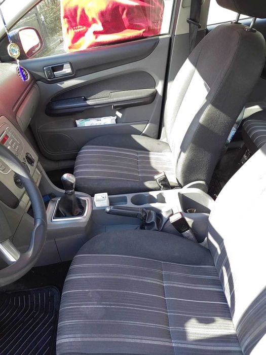 Vând ford focus mk2