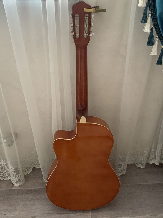 Гитара класическая