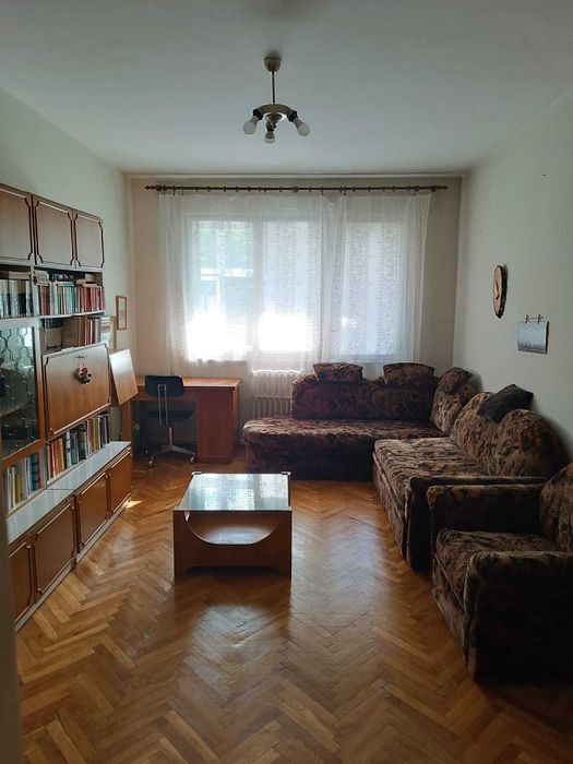 PF vând apartament 3 camere Grigorescu (107MP), situat pe str. Buzău. Accept și schimb cu apartament de 2 camere.
