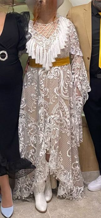 Vand rochie mireasa 2025