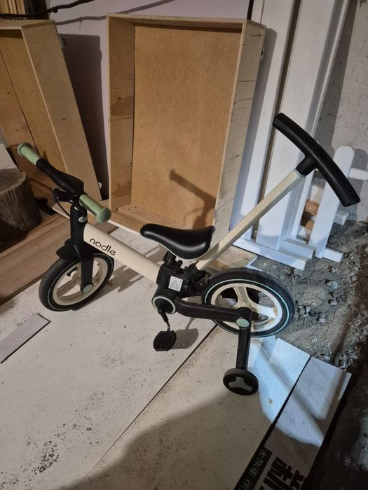 Велисипед трех колесный