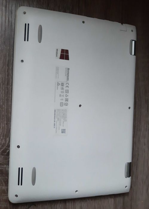 Ультрабук Lenovo Yoga 300