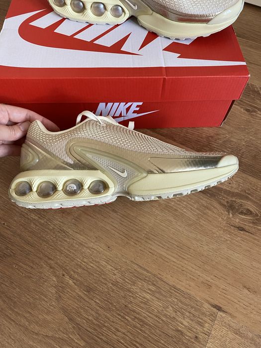 Nike Air Max DN sneakers