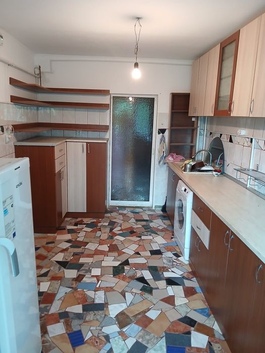 Apartament cu 3 camere