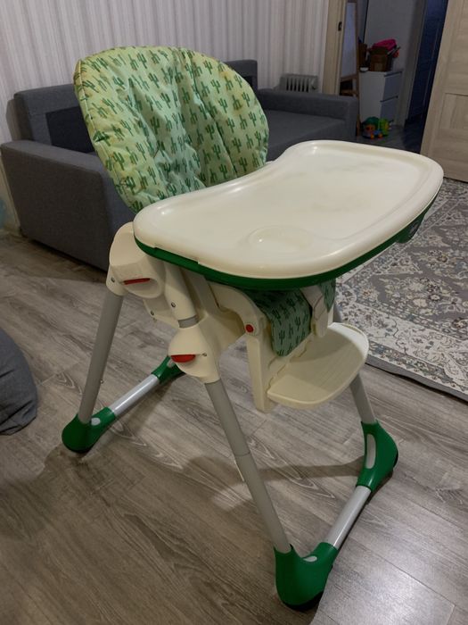 Детский стол Chicco