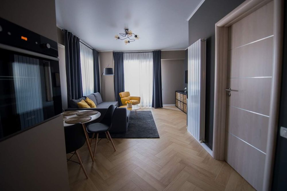 Închiriez apartament 2 camere