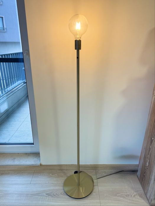 Лампион/ Лампа за четене