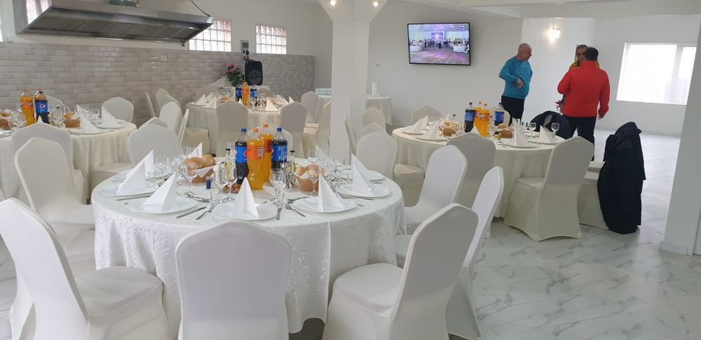 Închiriez sala evenimente capacitate 70 pers