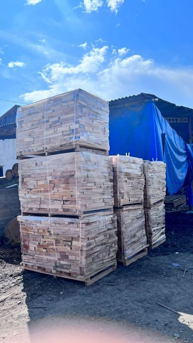 Vindem lemn de foc fag