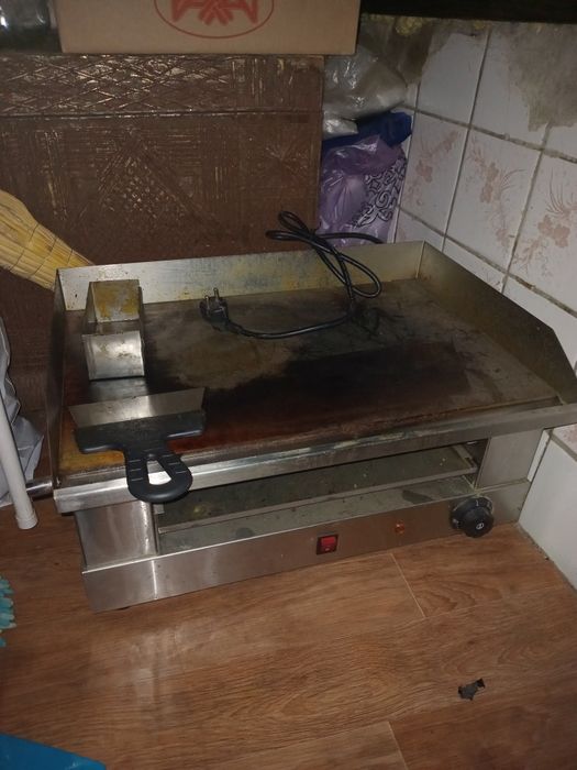 Продам 2 гриль аппарата для Фаст-фуд.